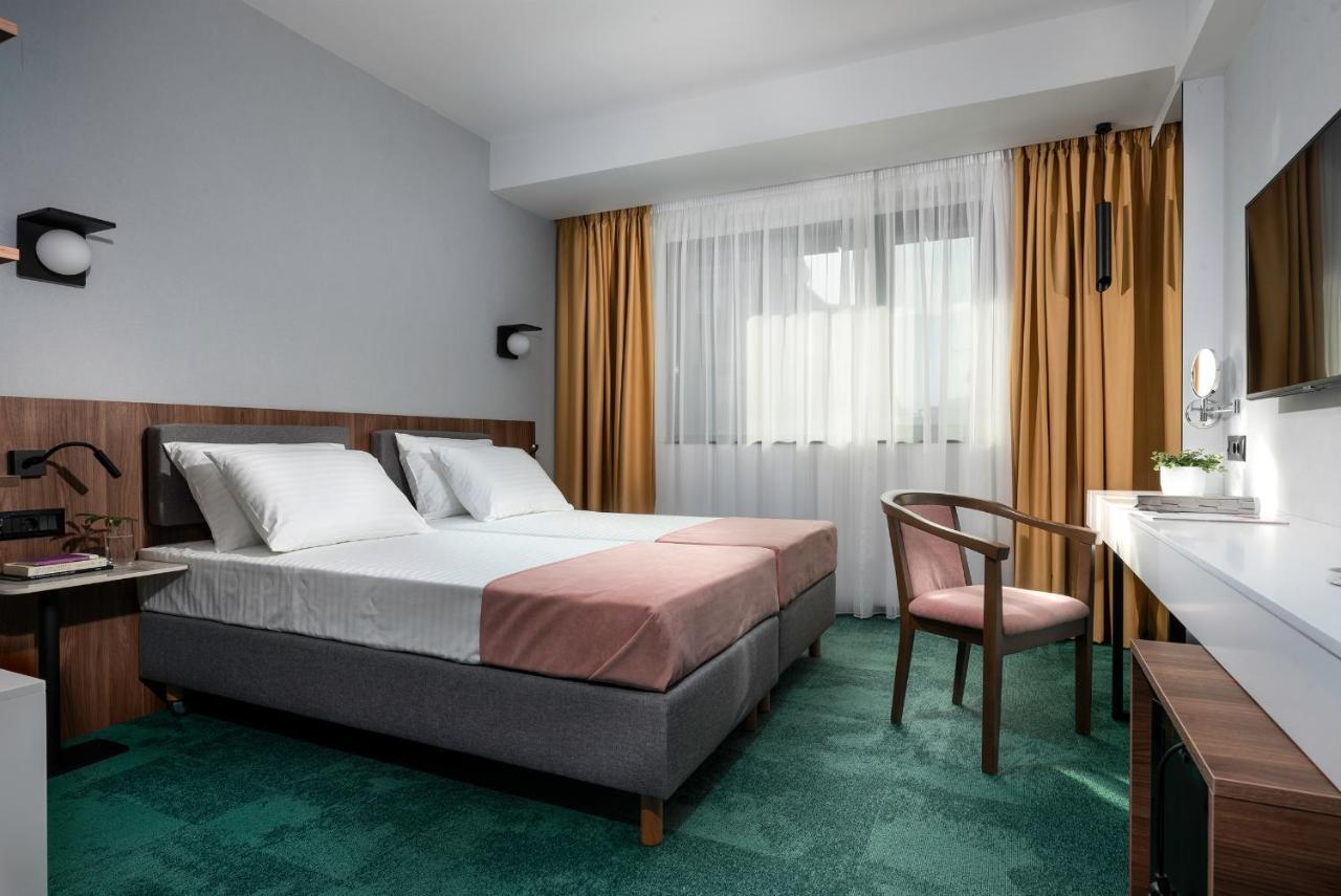 Hotel Tim'S Szkopje Kültér fotó
