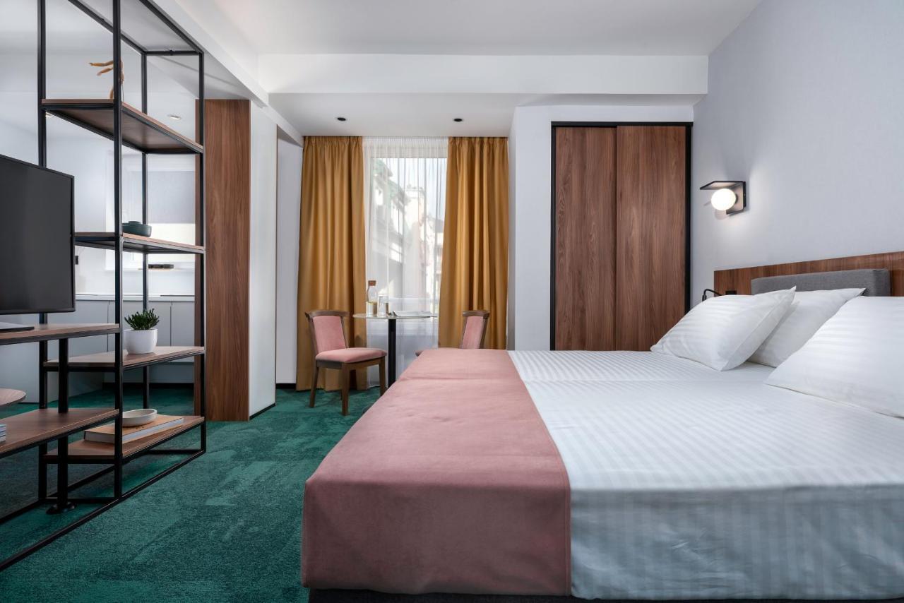 Hotel Tim'S Szkopje Kültér fotó